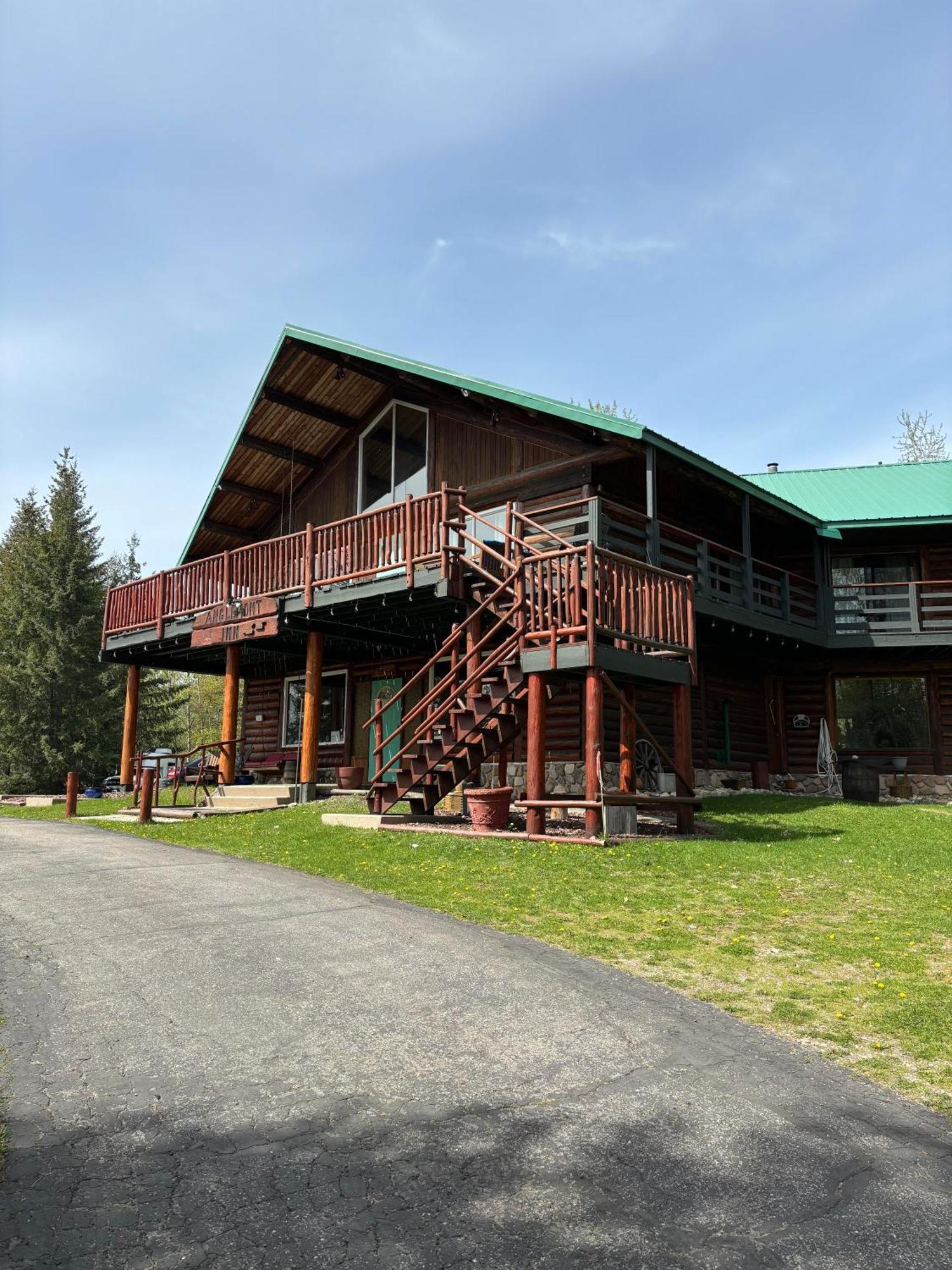Anglemont Inn Exteriör bild